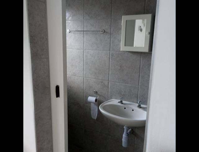 2 BEDROOM PROPERTY TO RENT IN BOSTON